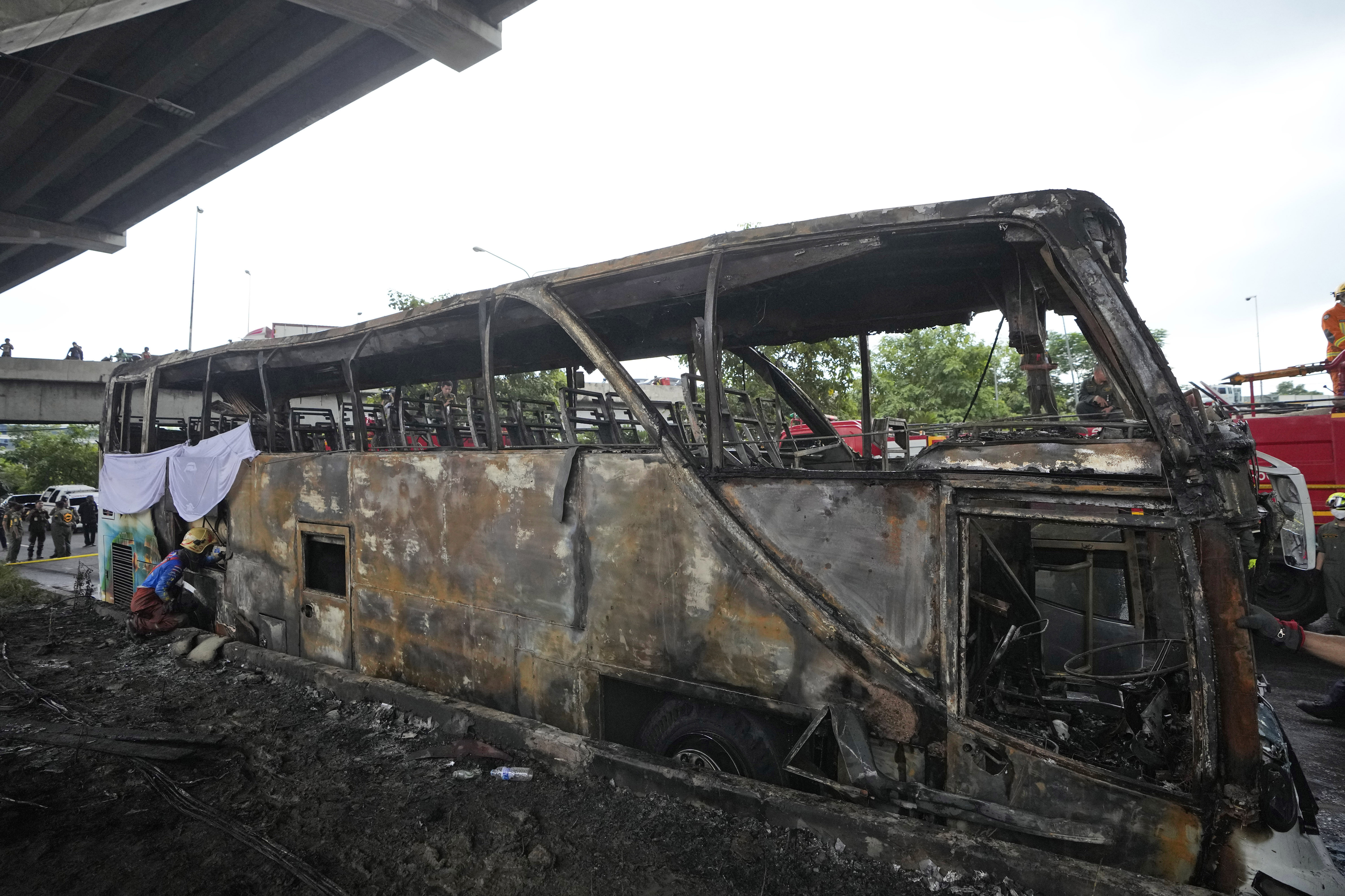 ▲▼泰國校車起火「恐達25死」　。（圖／達志影像／美聯社）